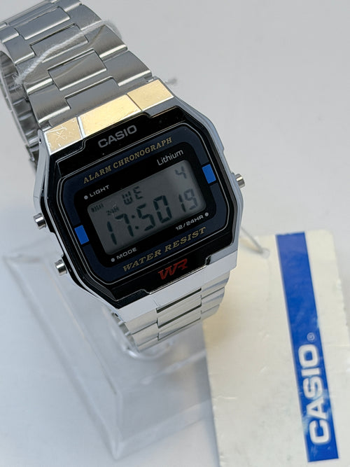 Casio A168W Digital WATCH Alarm Chronograph WR Silver Stainless Steel Bracelet