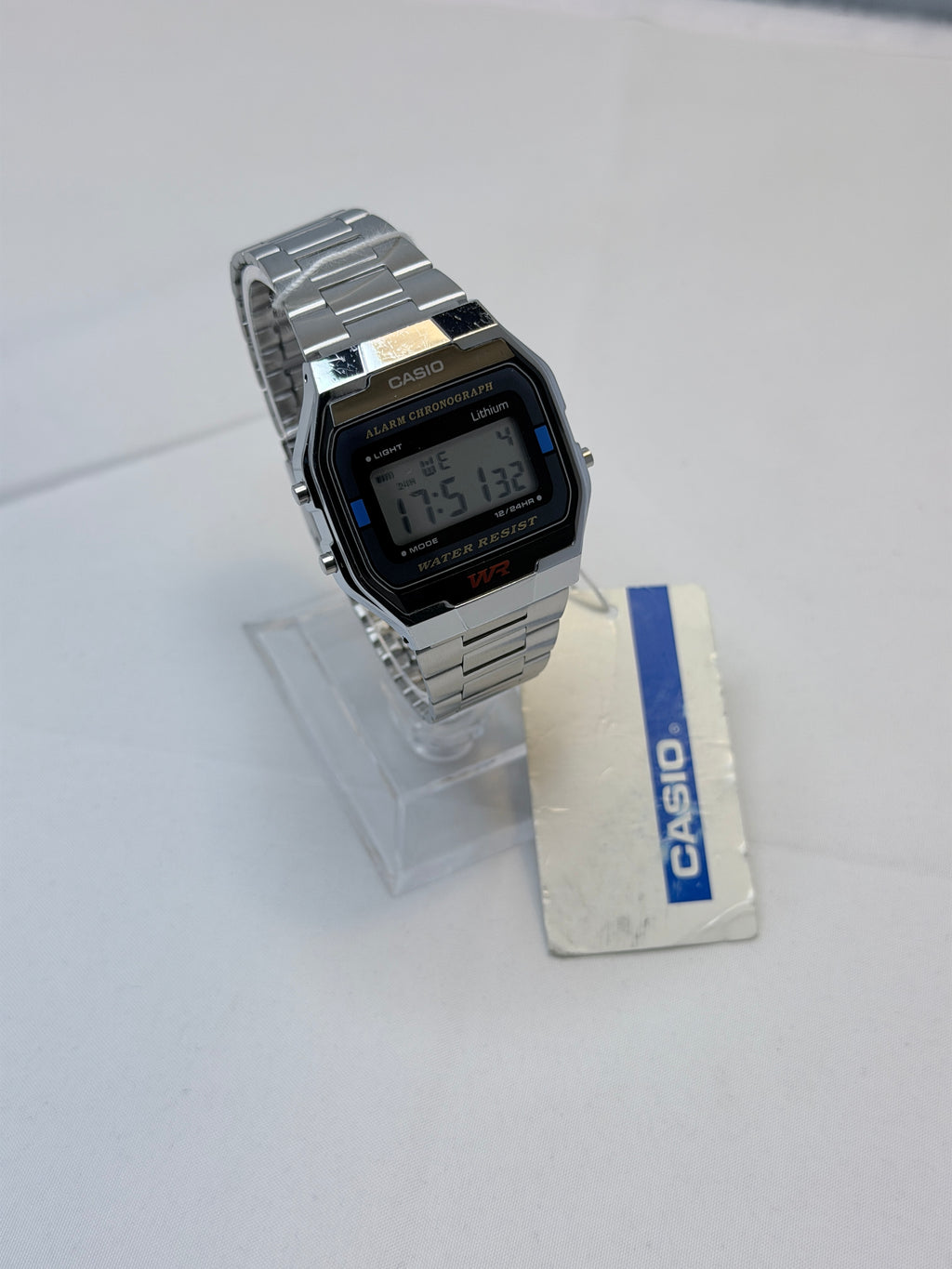 Casio A168W Digital WATCH Alarm Chronograph WR Silver Stainless Steel Bracelet