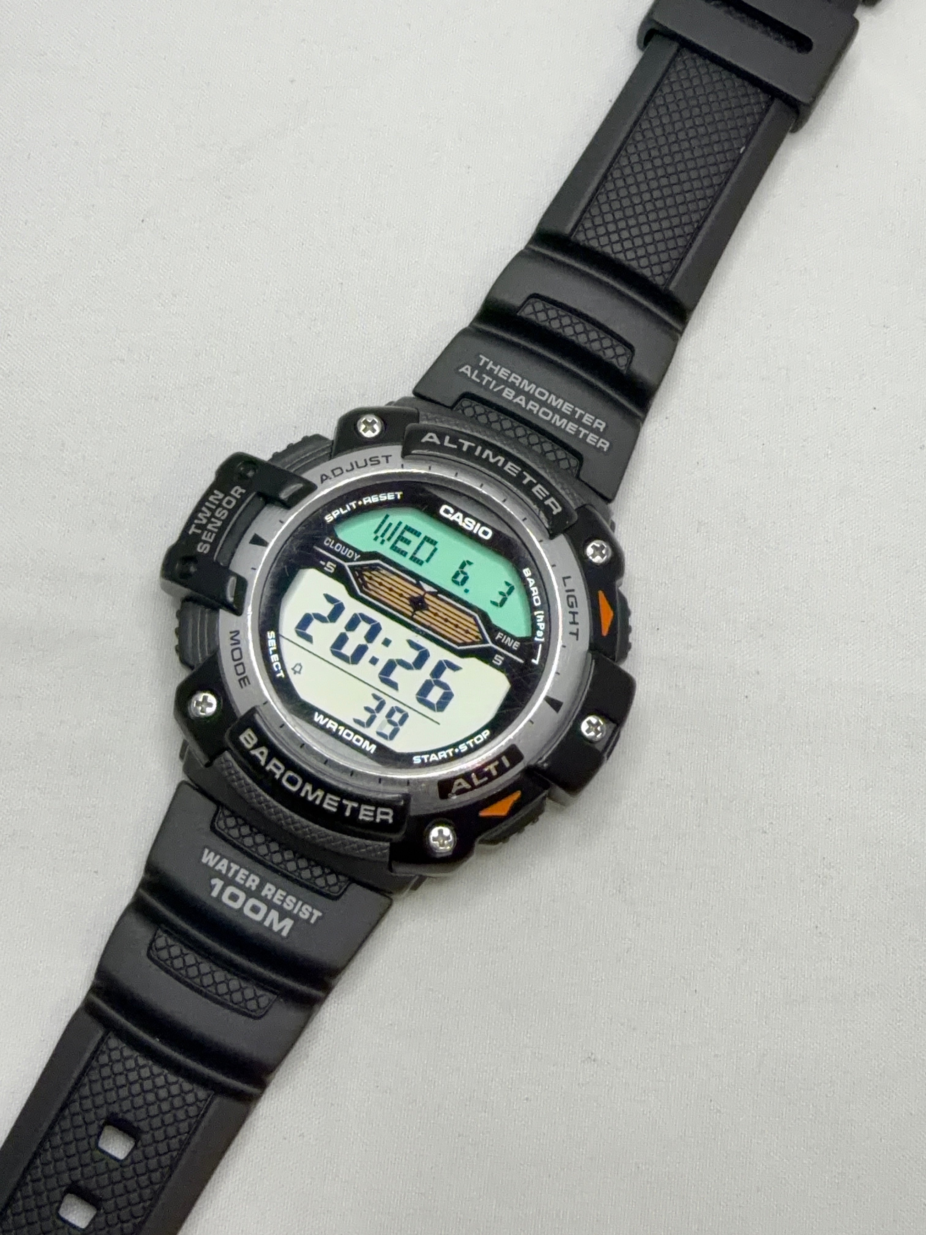 Casio SGW-300H Altimeter Barometer Men’s Digital Watch A1 condition