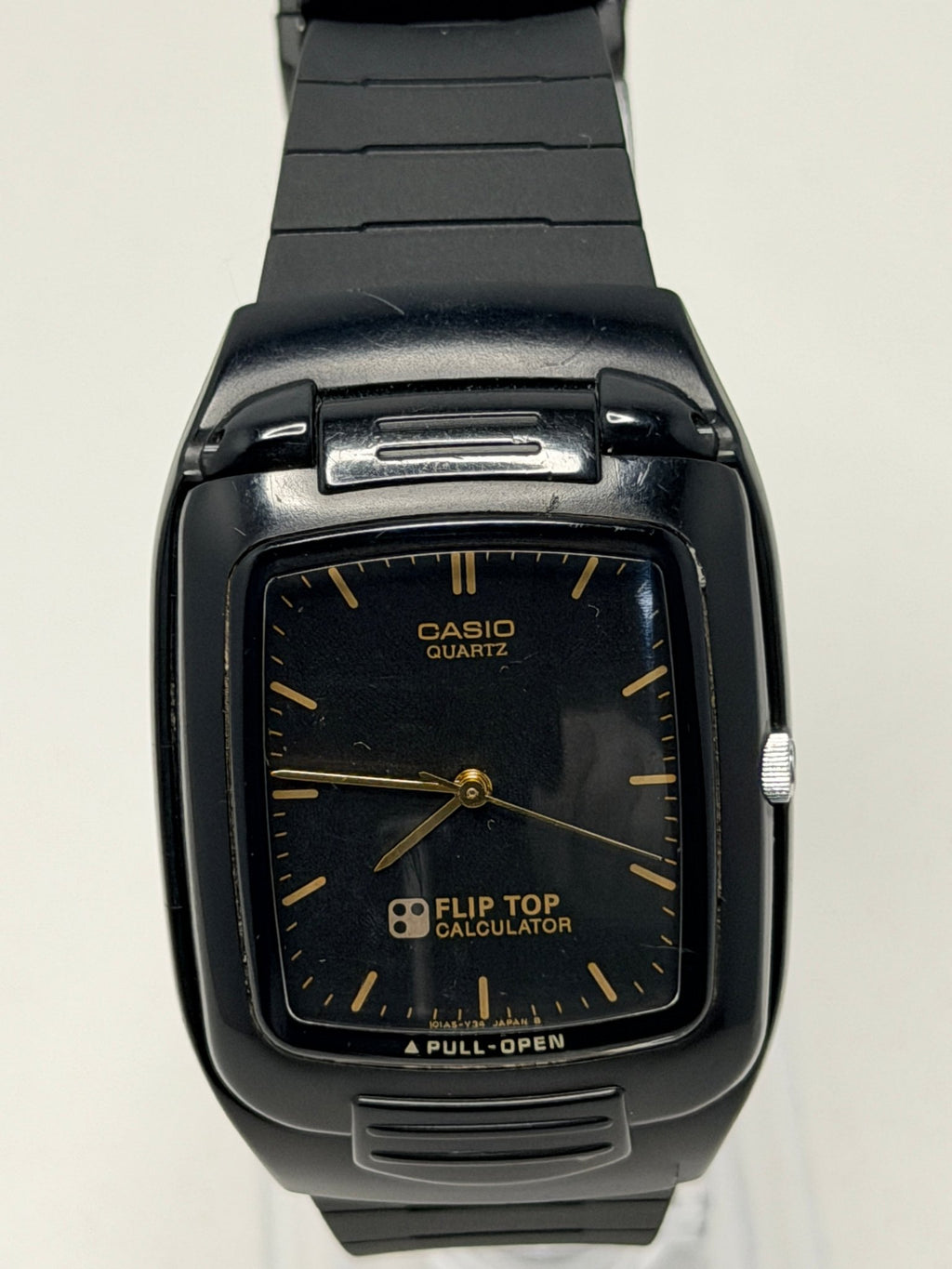 Casio FTP-10 vintage "Flip-Top" calculator watch released in 1992 - VINDIGI
