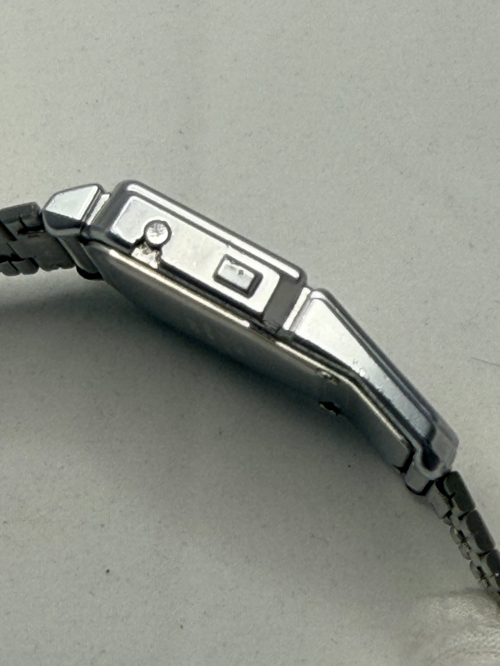 The Casio DBC-600 iconic vintage watch made in 1985 in Japan.