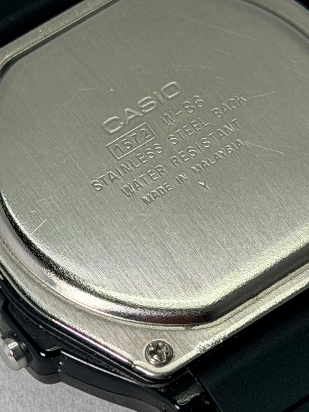Casio W-86 retro old school watch