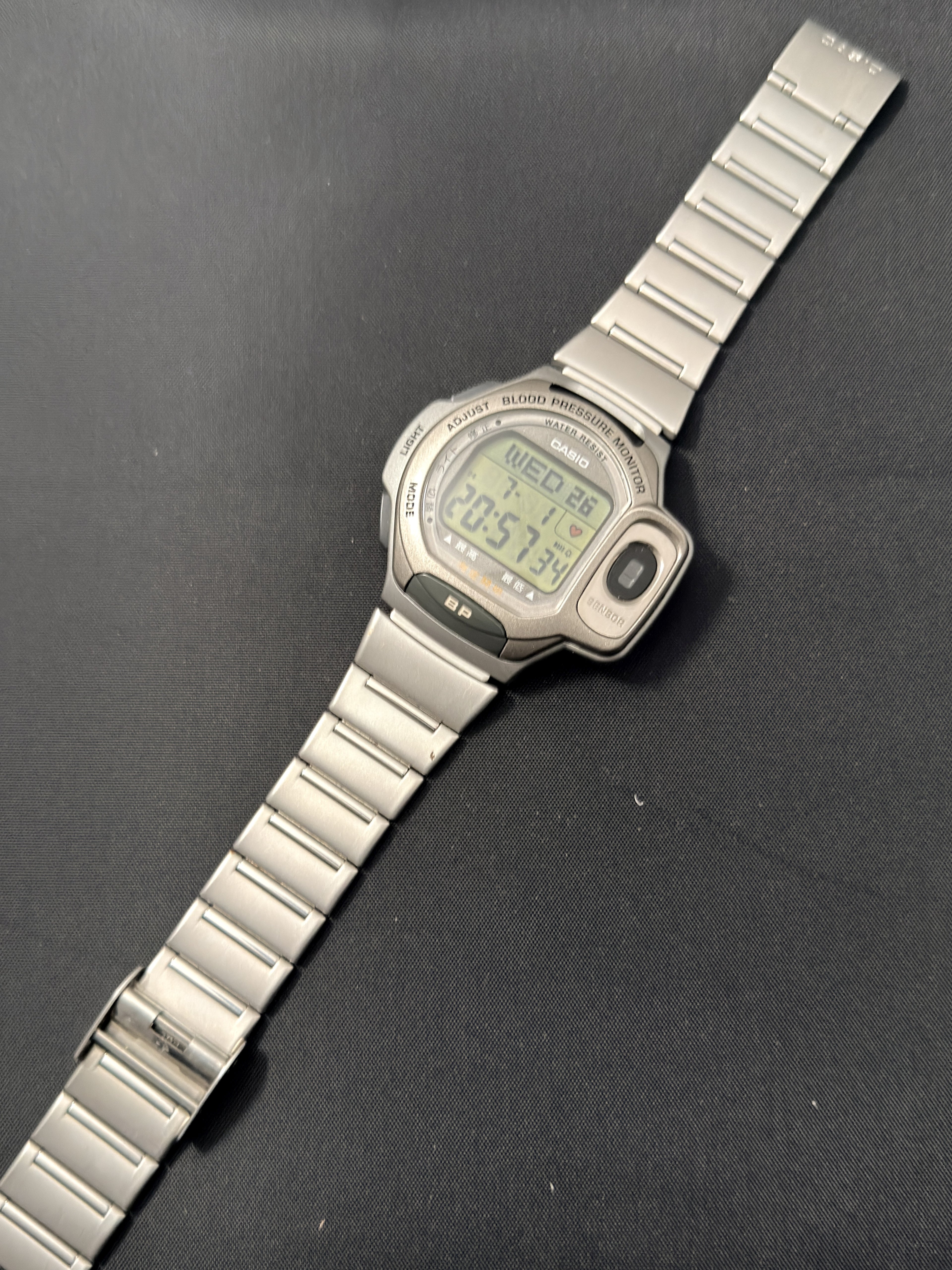 Casio BP-1B Japan Version blood pressure and pulse monitor from 2001