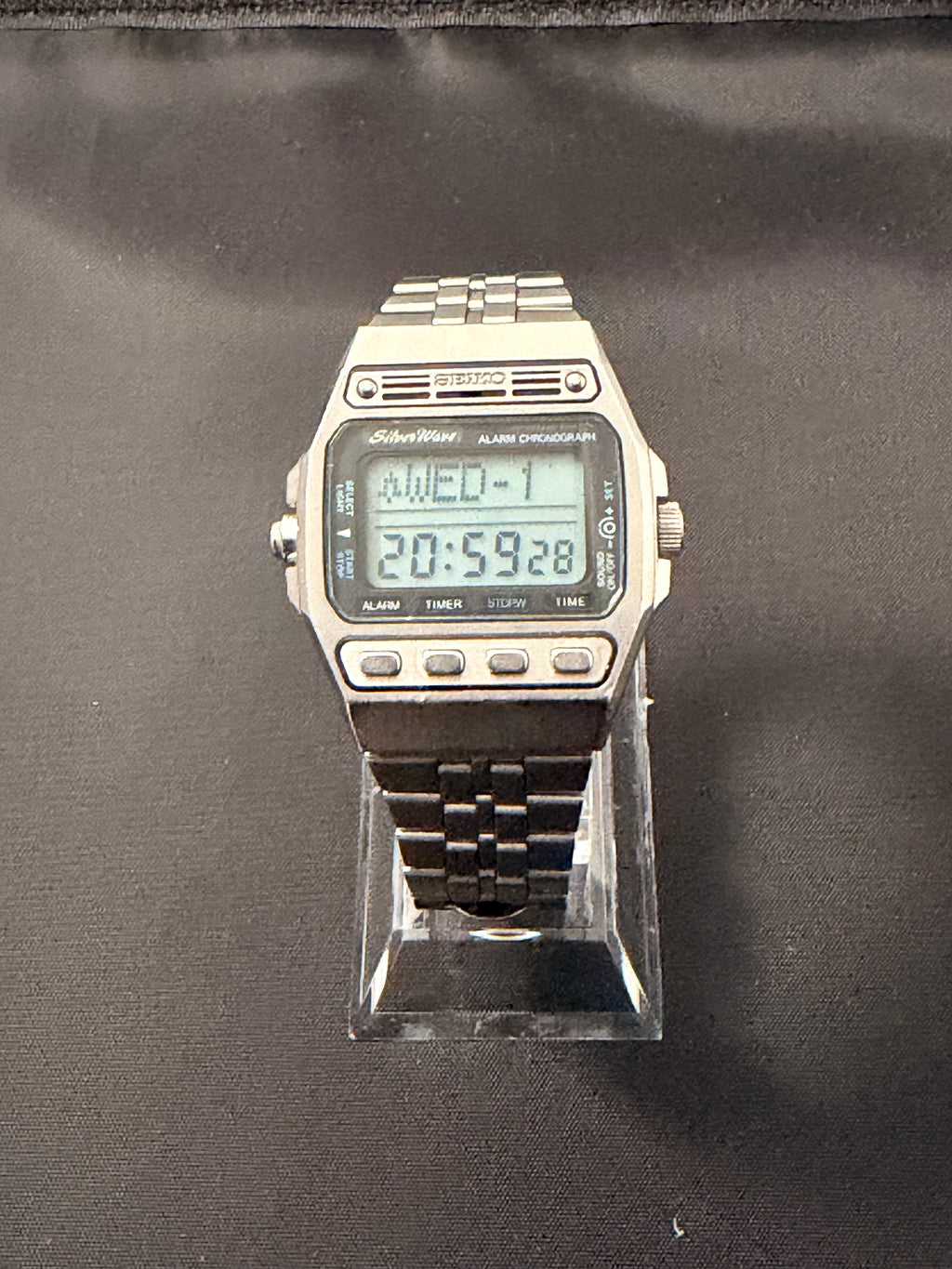 Seiko Silver Wave D229-5000 top-tier dot-matrix from 1981 Japan