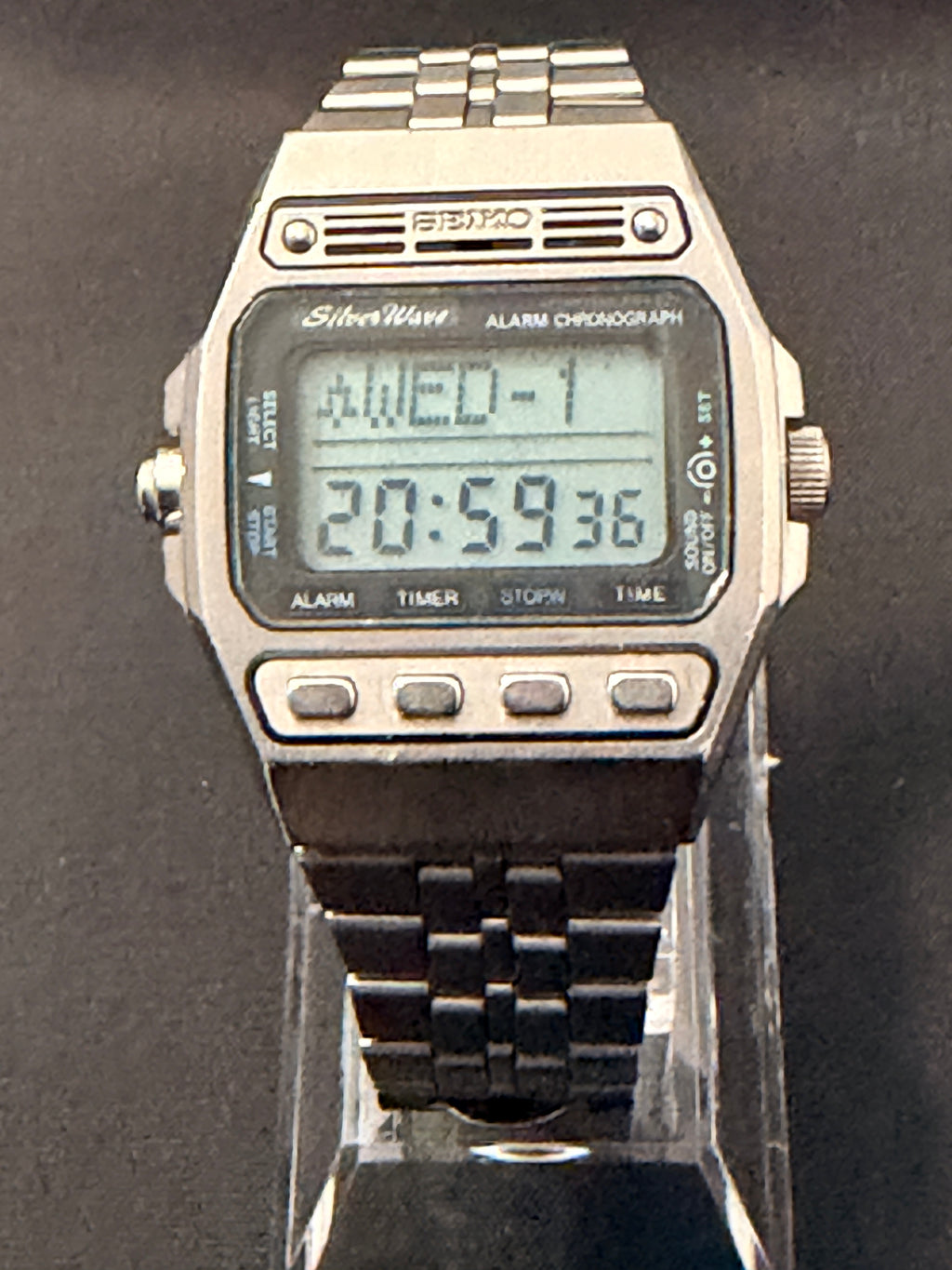 Seiko Silver Wave D229-5000 top-tier dot-matrix from 1981 Japan