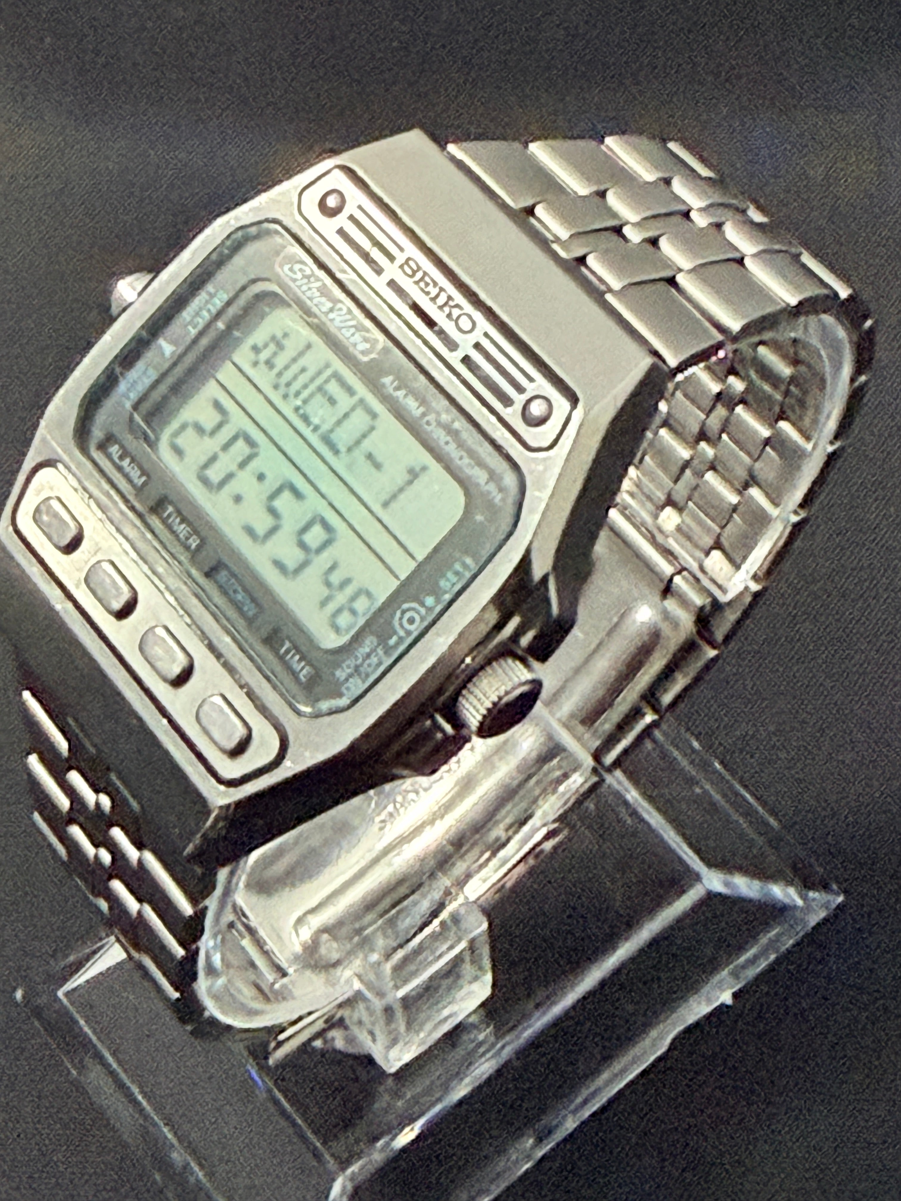 Seiko Silver Wave D229-5000 top-tier dot-matrix from 1981 Japan