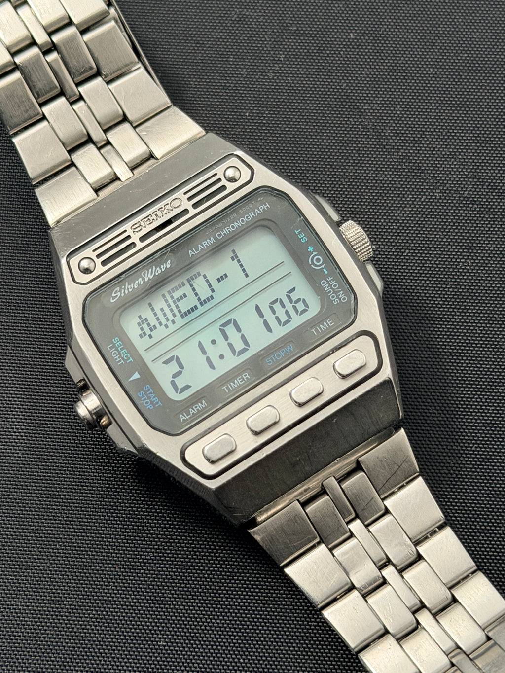 Seiko Silver Wave D229-5000 top-tier dot-matrix from 1981 Japan
