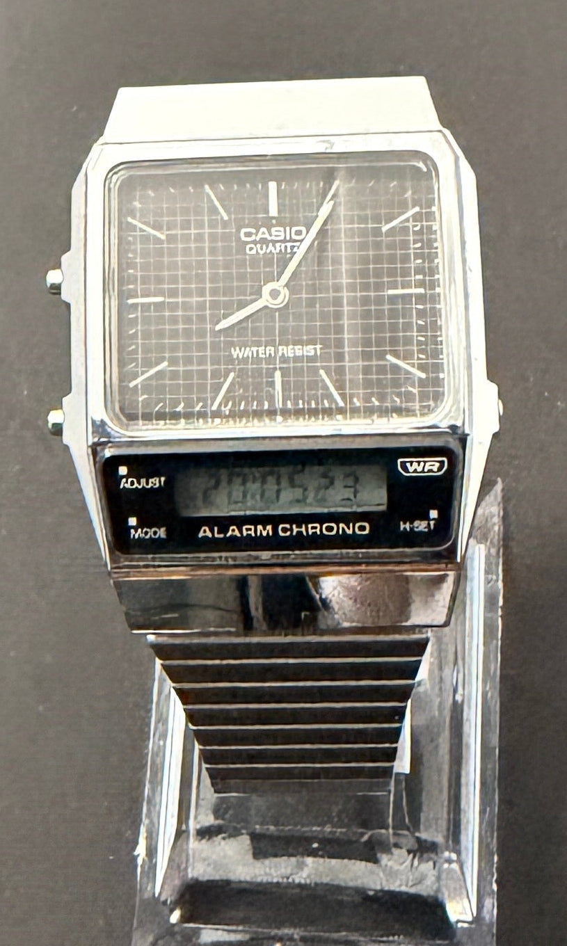 Casio AQ-800E is a vintage-inspired Ana-Digi watch