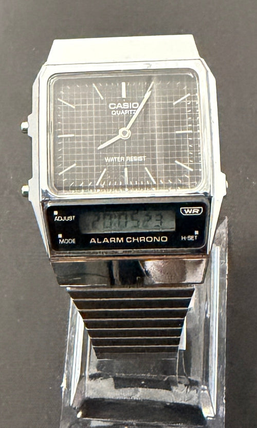 Casio AQ-800E is a vintage-inspired Ana-Digi watch