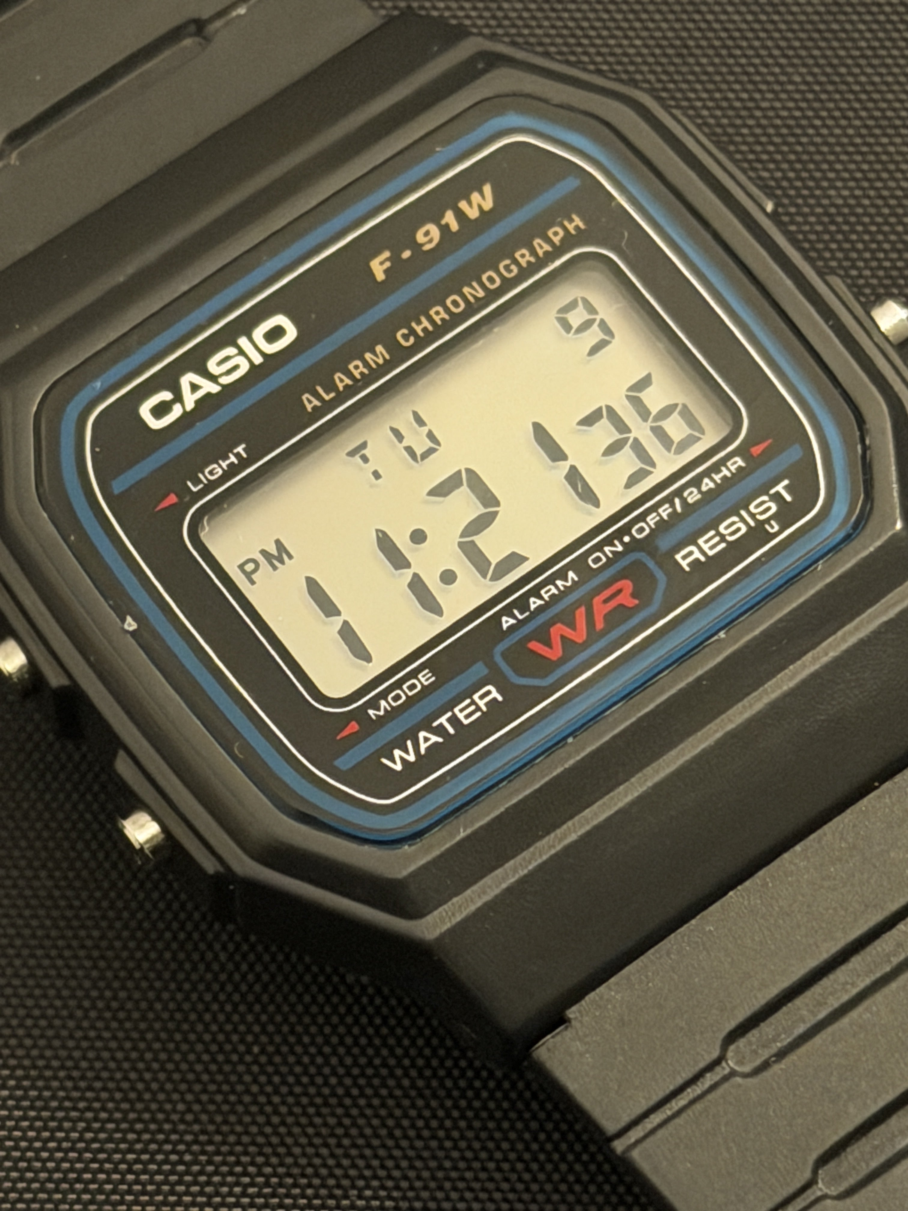 Casio F-91W Iconic Affordable Watch Retro re-make Genuine