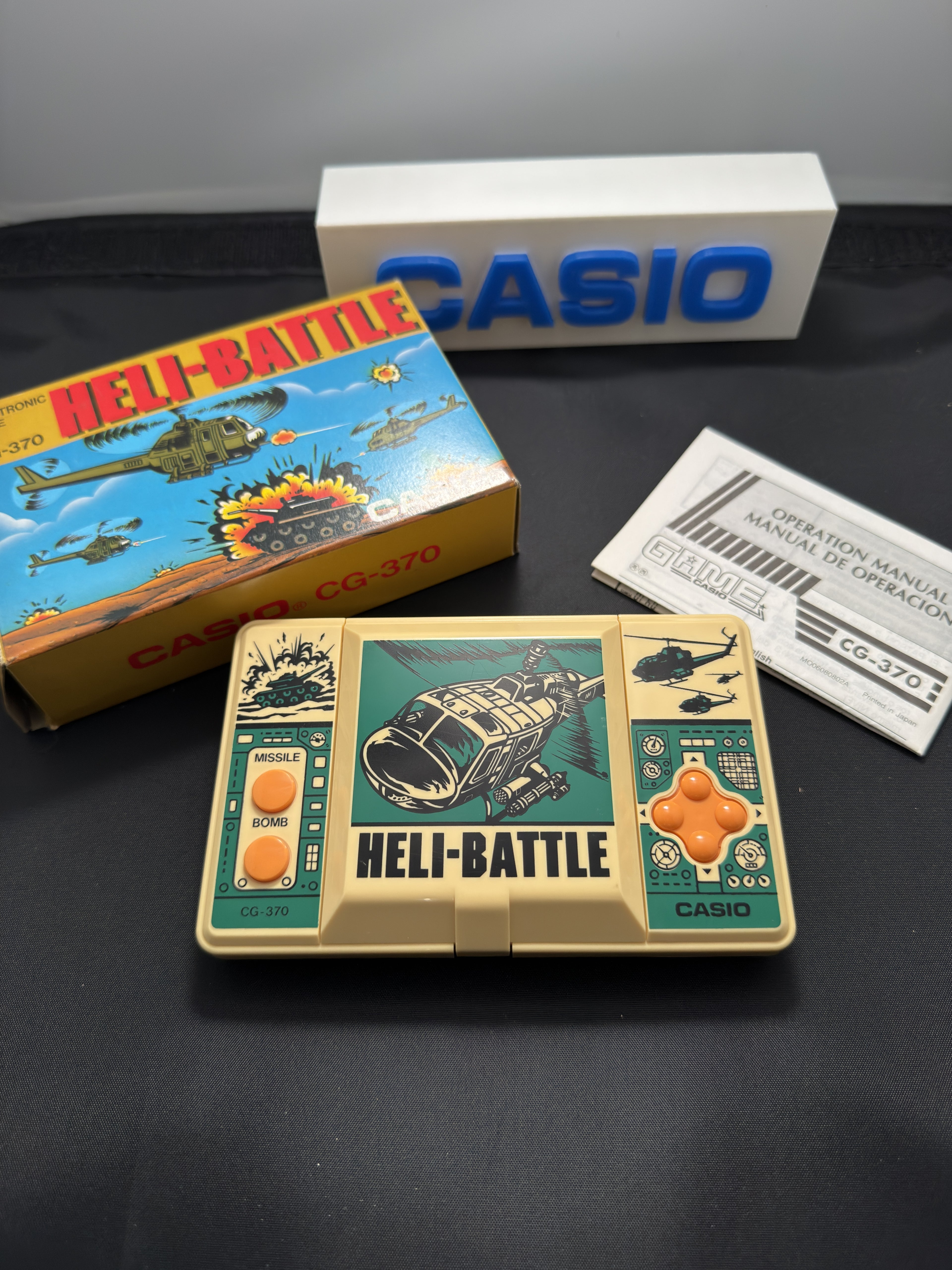 Casio CG-370 Heli-Battle is a rare handheld game from 1987