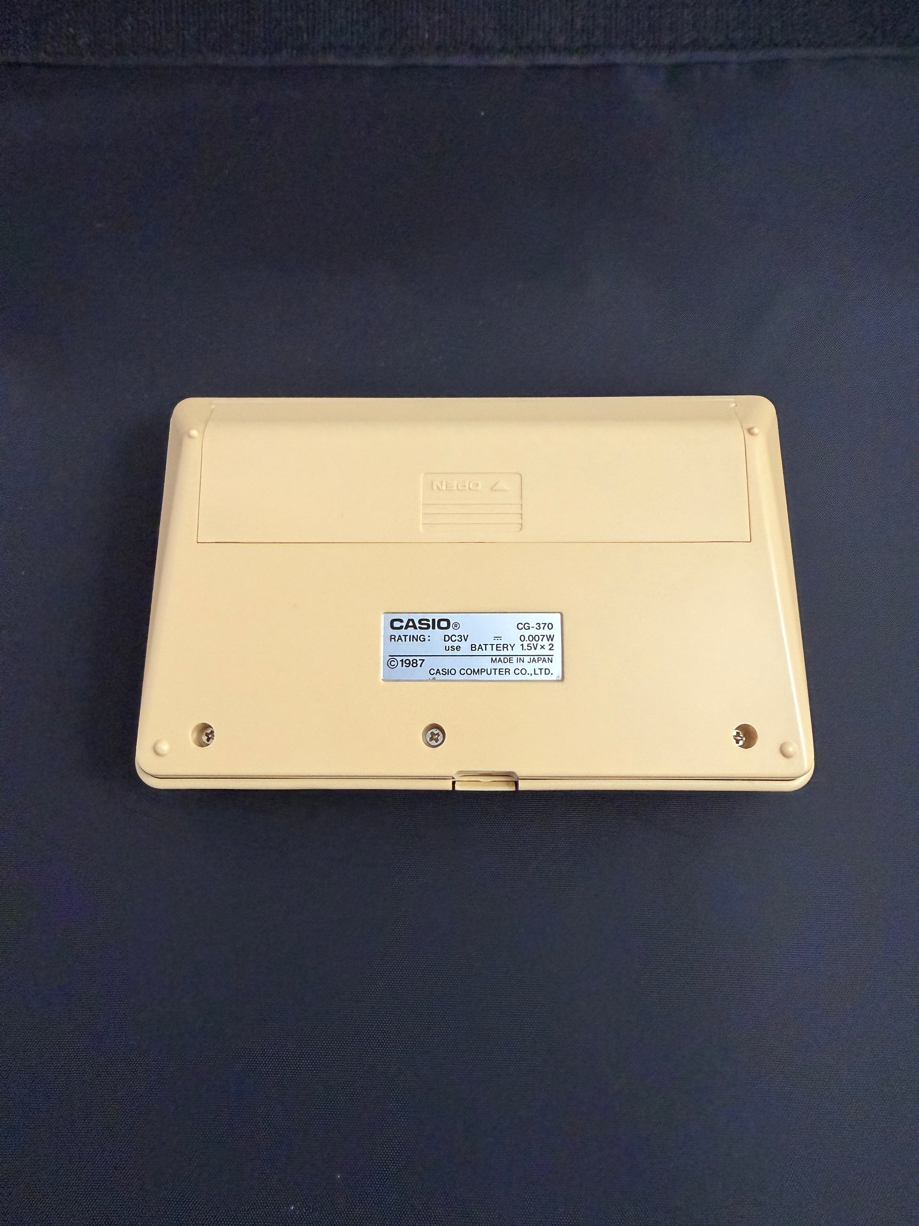 Casio CG-370 Heli-Battle is a rare handheld game from 1987