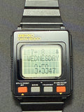 Seiko Data 2000 is a pioneering 1983 "smartwatch" digital databank UW01-0020