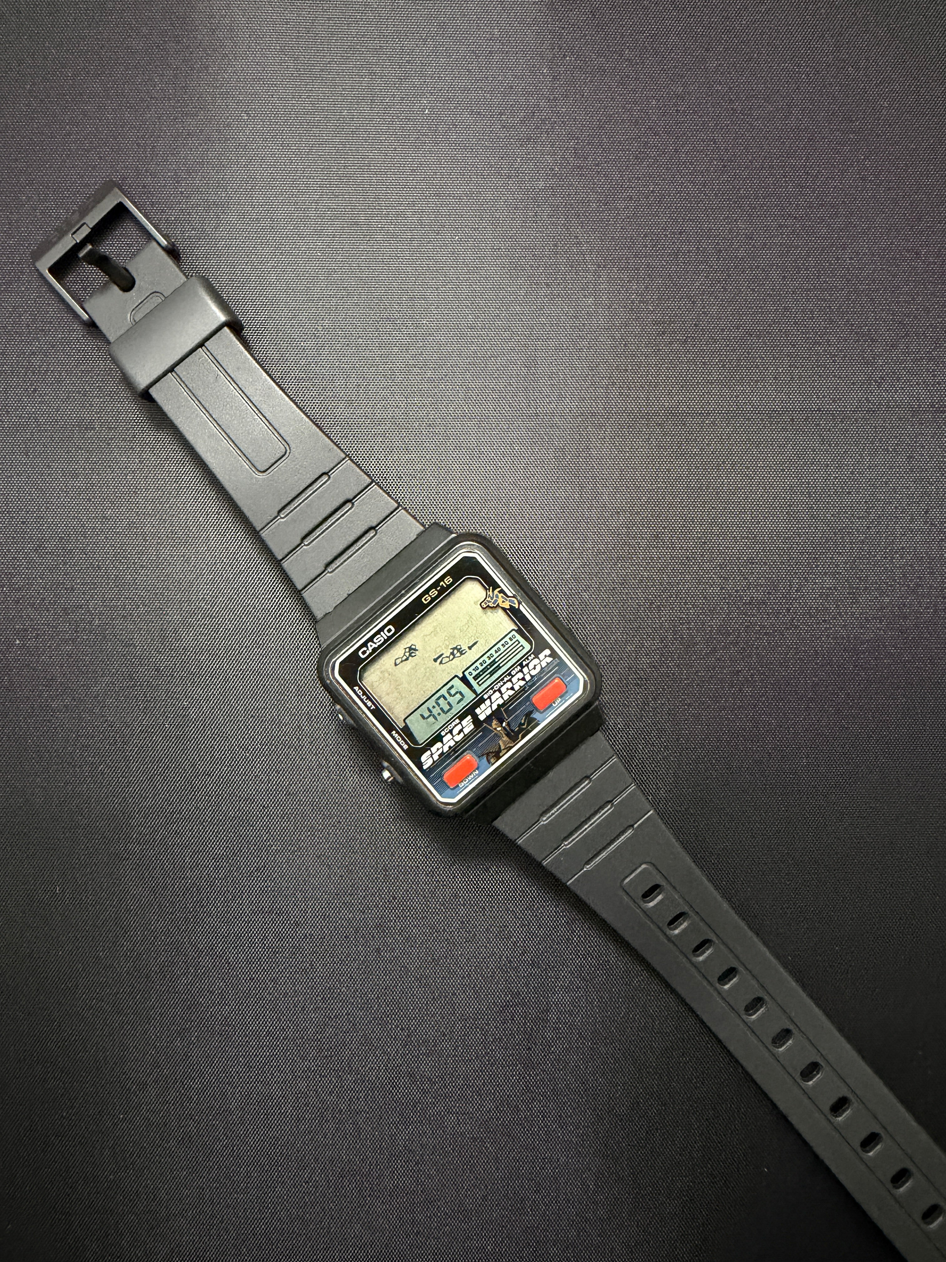 Casio GS-16 Space Warrior rare game watch Japan 1987