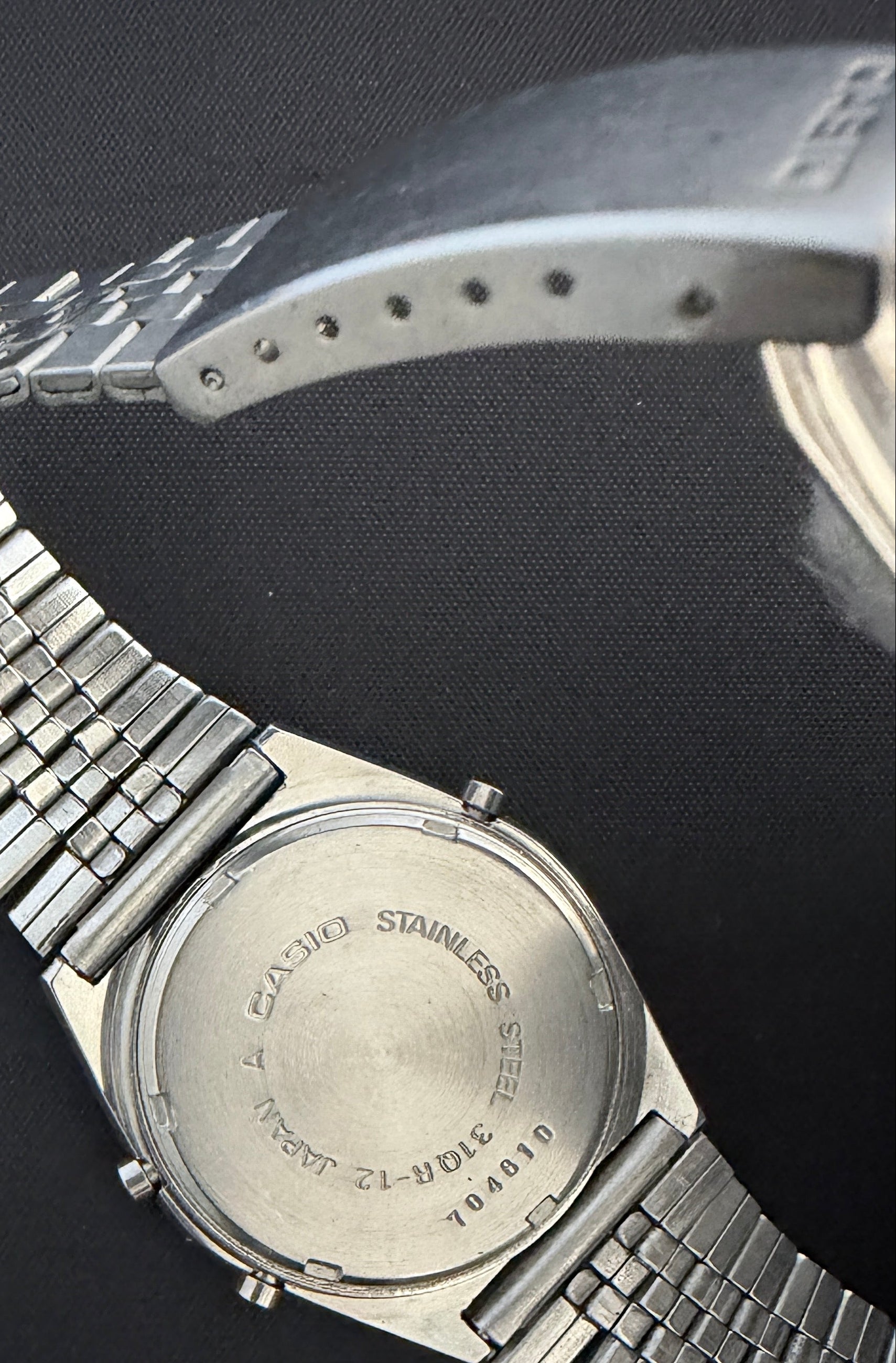 Casio 31QR-12 is an incredibly rare Casiotron 1976.