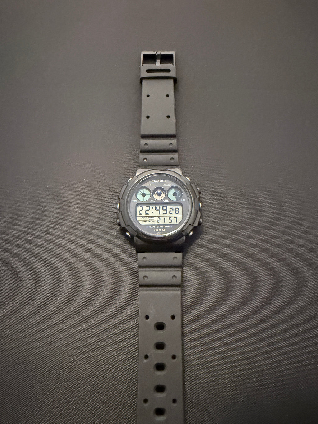 Casio TGW-10 Tri-Graph watch from 1988 Japan