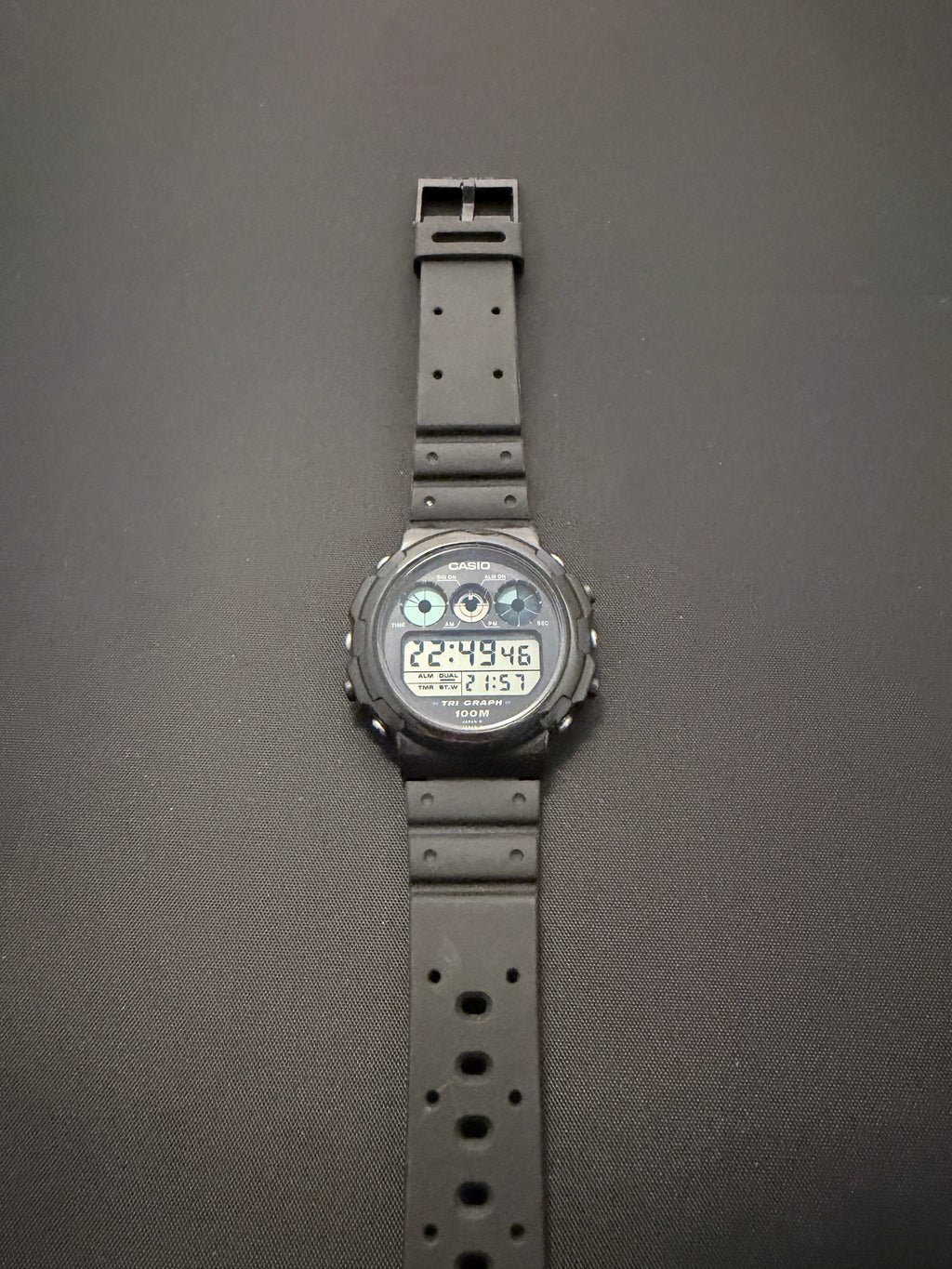 Casio TGW-10 Tri-Graph watch from 1988 Japan