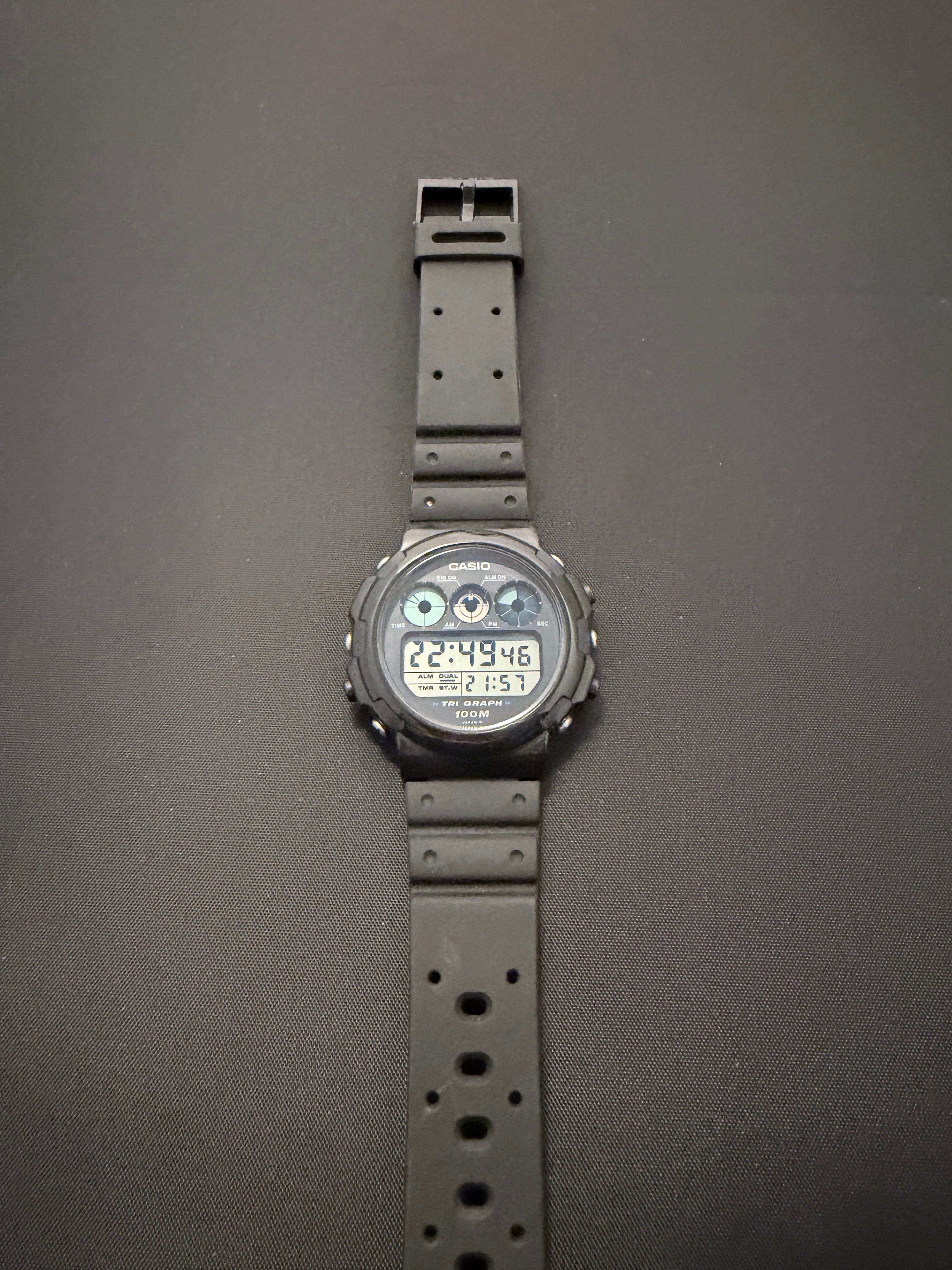 Casio TGW-10 Tri-Graph watch from 1988 Japan
