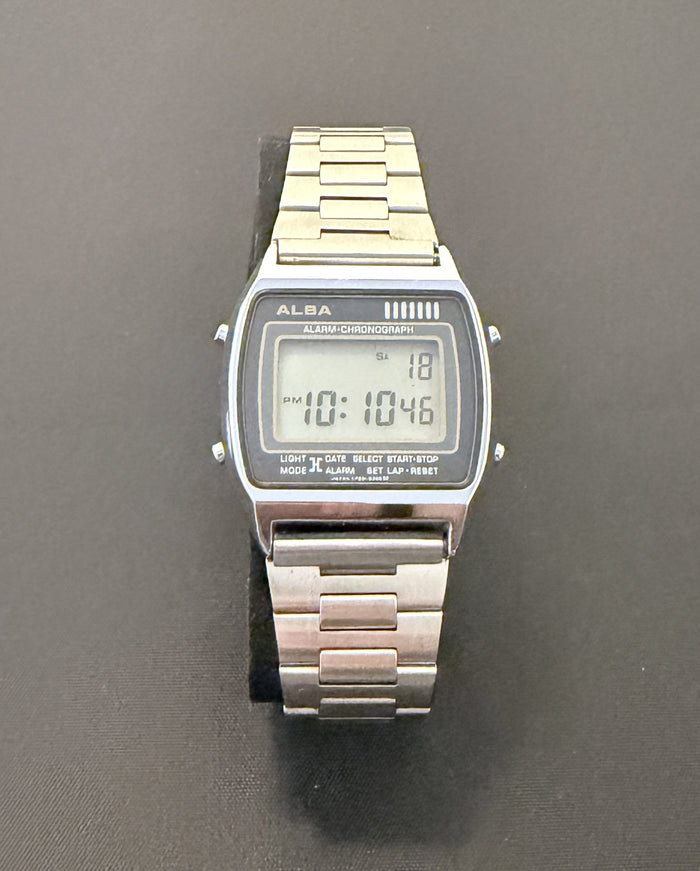 Alba Y789-5300 Seiko vintage alarm chronograph watch Japan 1980