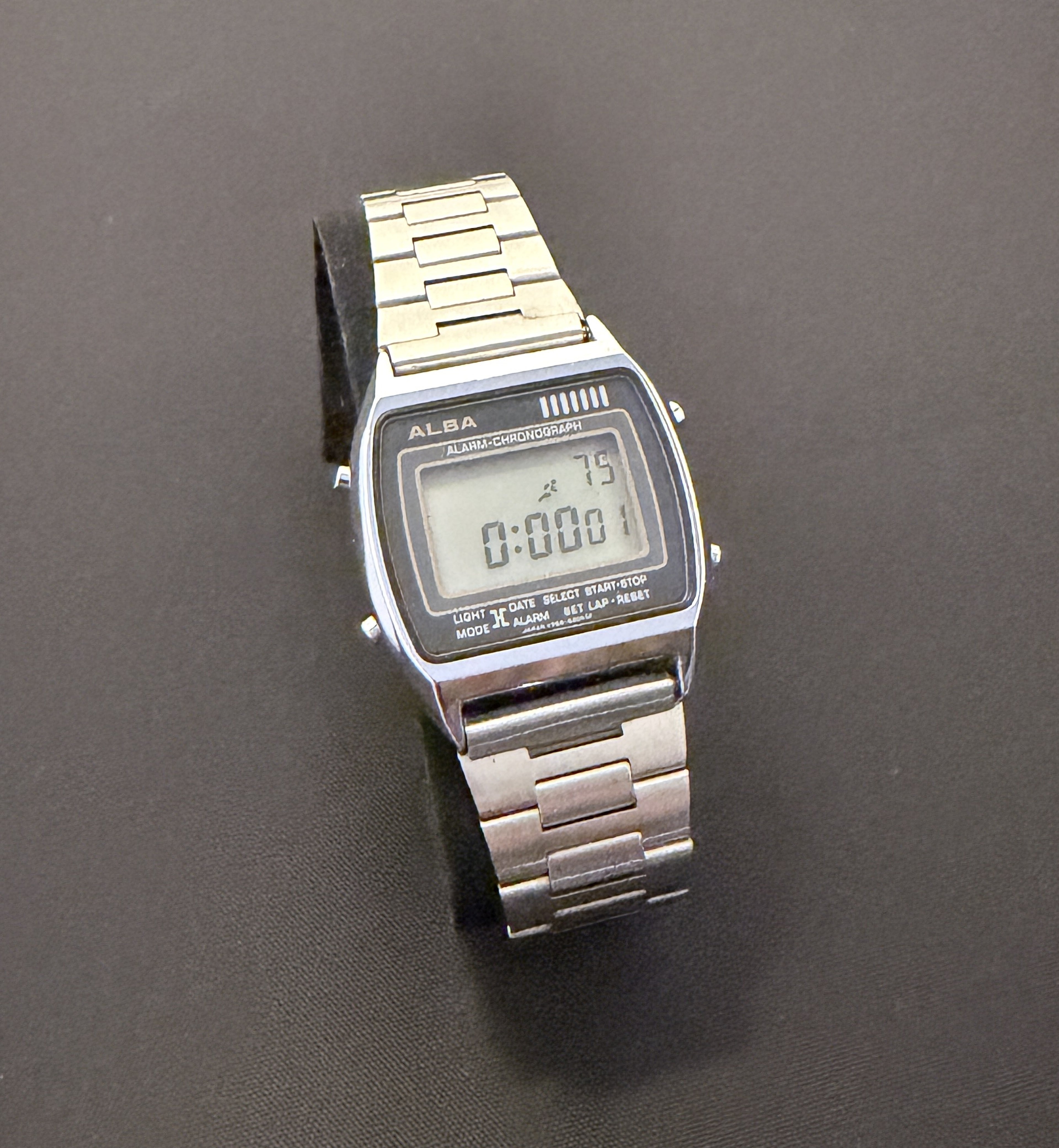 Alba Y789-5300 Seiko vintage alarm chronograph watch Japan 1980