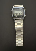 Alba Y789-5300 Seiko vintage alarm chronograph watch Japan 1980