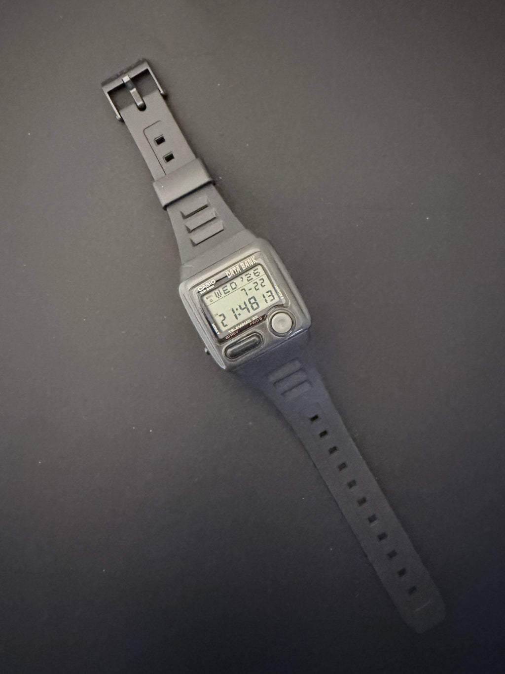 Casio DB-33W super rare Databank watch released in 1993 - VINDIGI