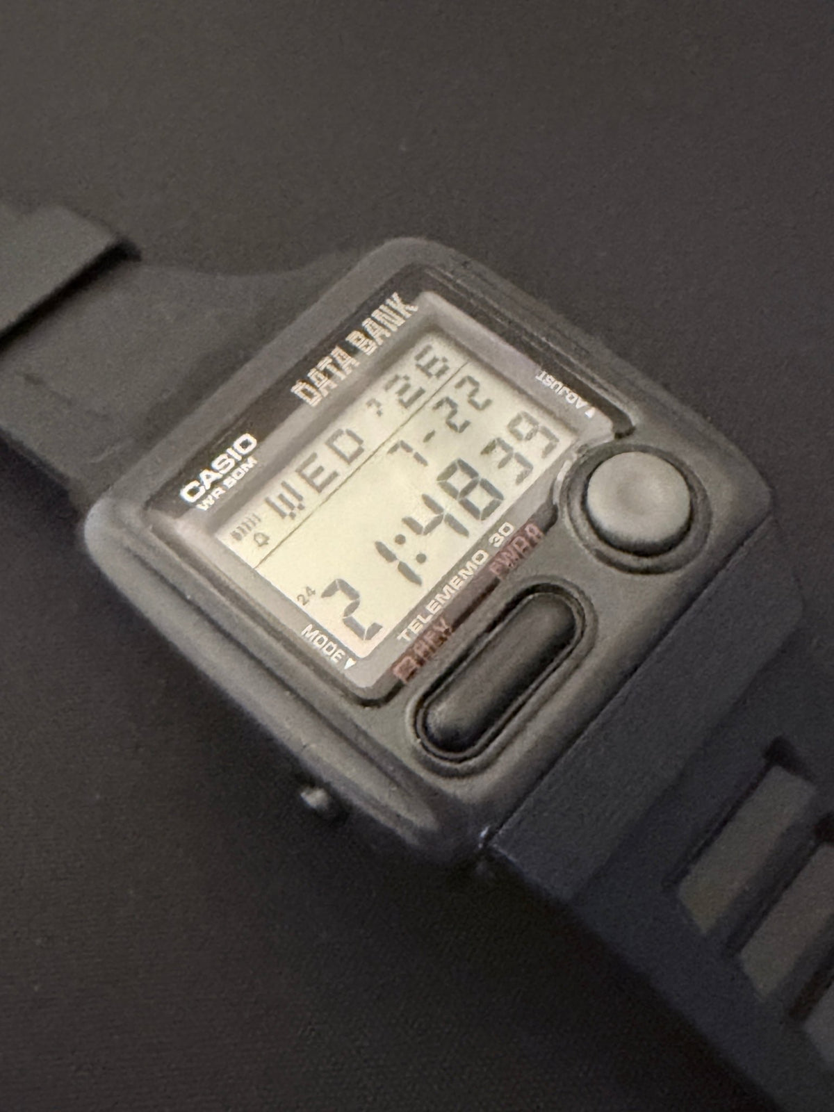 Casio DB-33W super rare Databank watch released in 1993 - VINDIGI