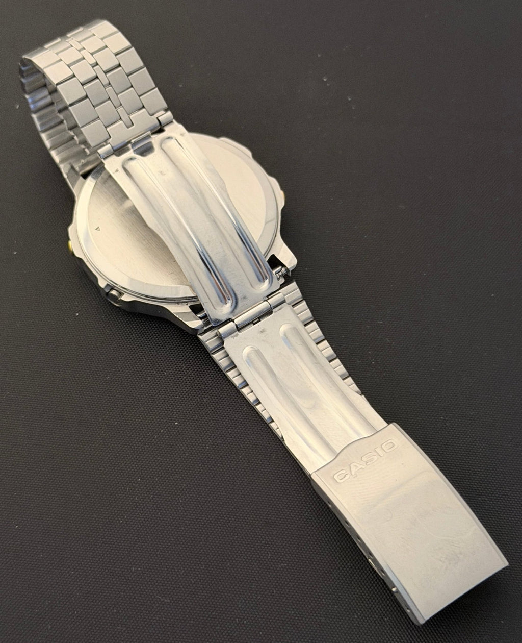 Casio GMW-61 "space-themed" astronomy "Moon Graph" Watch Japan 1985 - VINDIGI