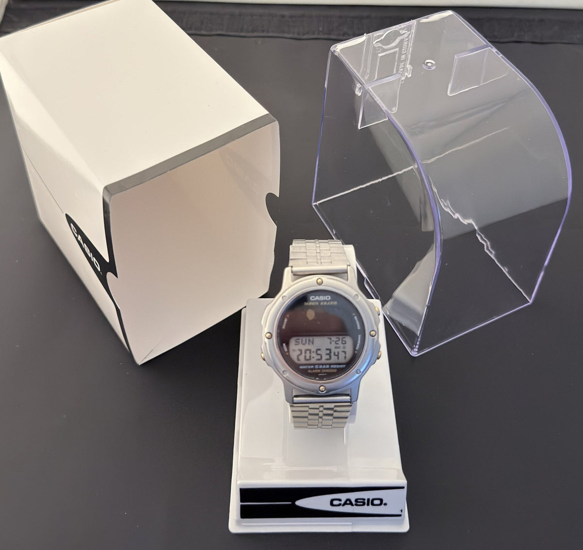 Casio GMW-61 "space-themed" astronomy "Moon Graph" Watch Japan 1985 - VINDIGI