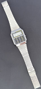 Casio CA-502 is a rare calculator watch Japan 1984 - VINDIGI