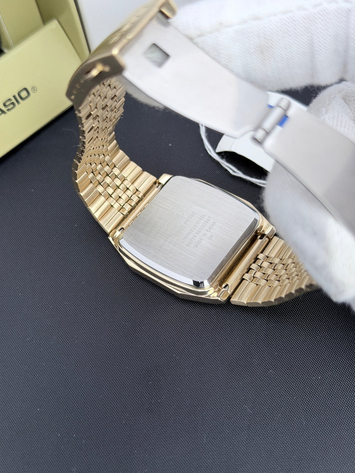 CASIO Gold (A1100G) all-metal digital watch from the Vintage collection. - VINDIGI