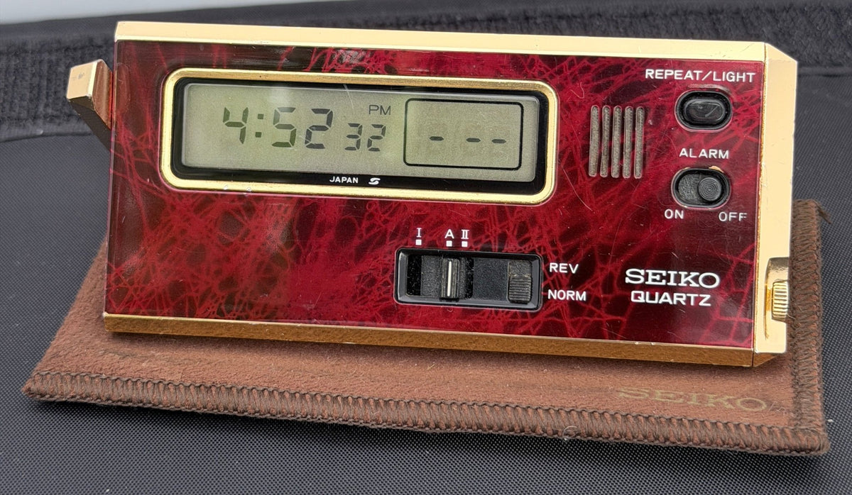 Seiko 7411-003R vintage quartz travel alarm clock - VINDIGI