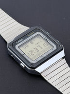 Casio TC-500 the first touchscreen watch Japan 1983 - VINDIGI