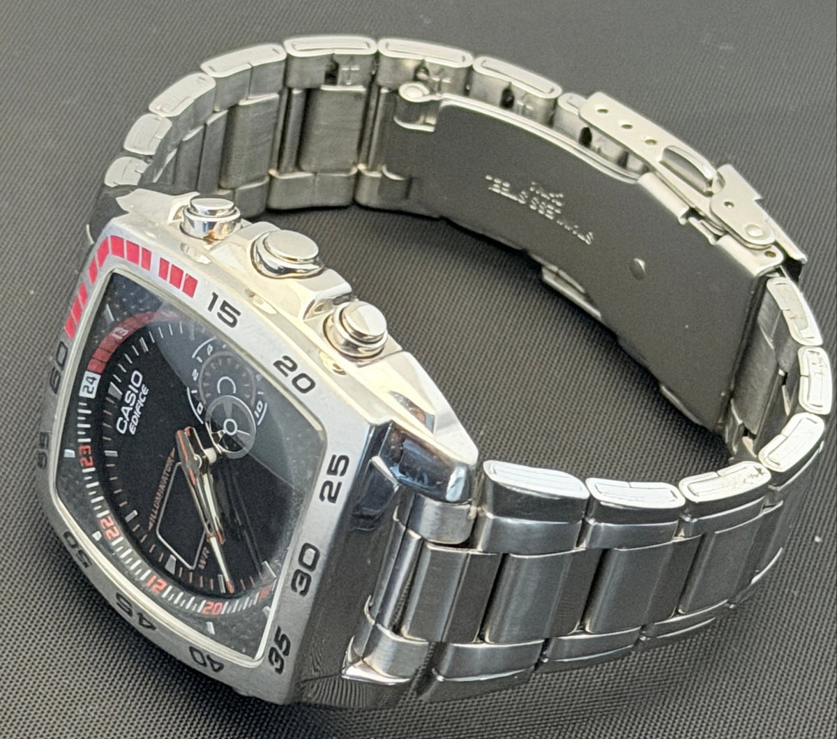 Casio Edifice EFA-122 ana-digi sports watch "Active Dial" from 2007 - VINDIGI