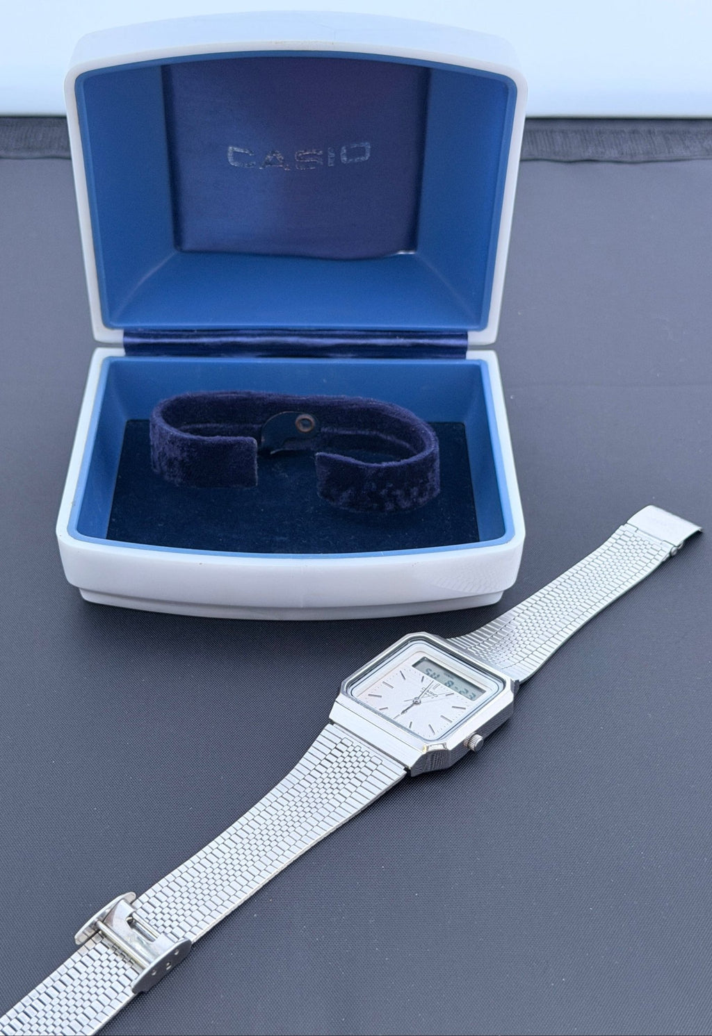 Casio AT-550 "Janus" legendary touchscreen calculator watch Japan 1984 - VINDIGI