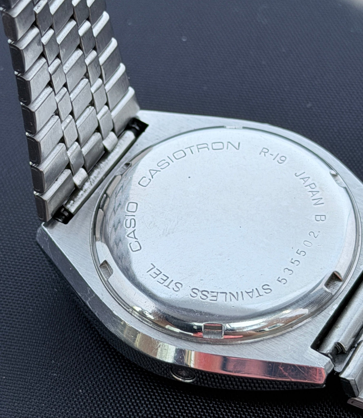 Casio Casiotron R-19 rare watch Japan 1976 - VINDIGI