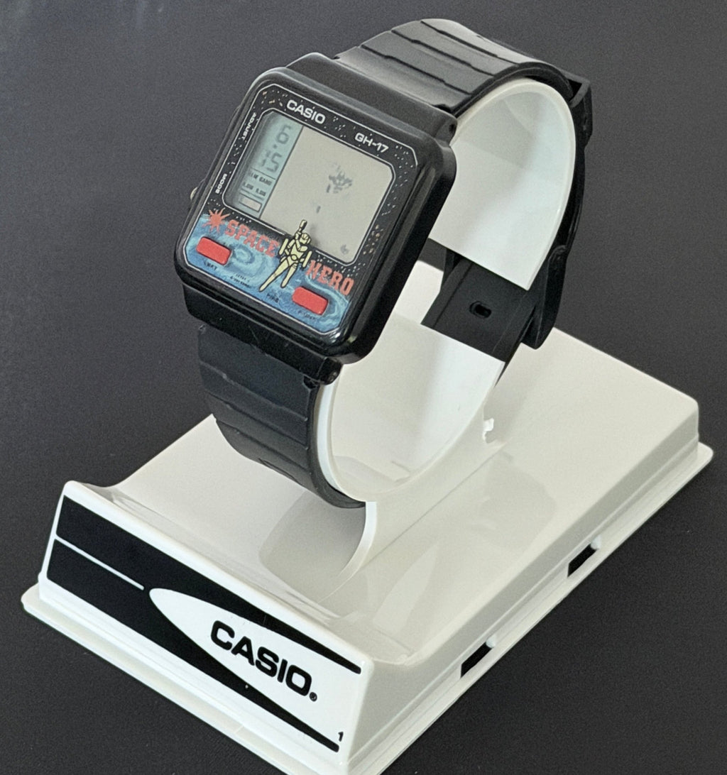 Casio GH-17 very rare game watch "Space Hero" Japan 1985 - VINDIGI