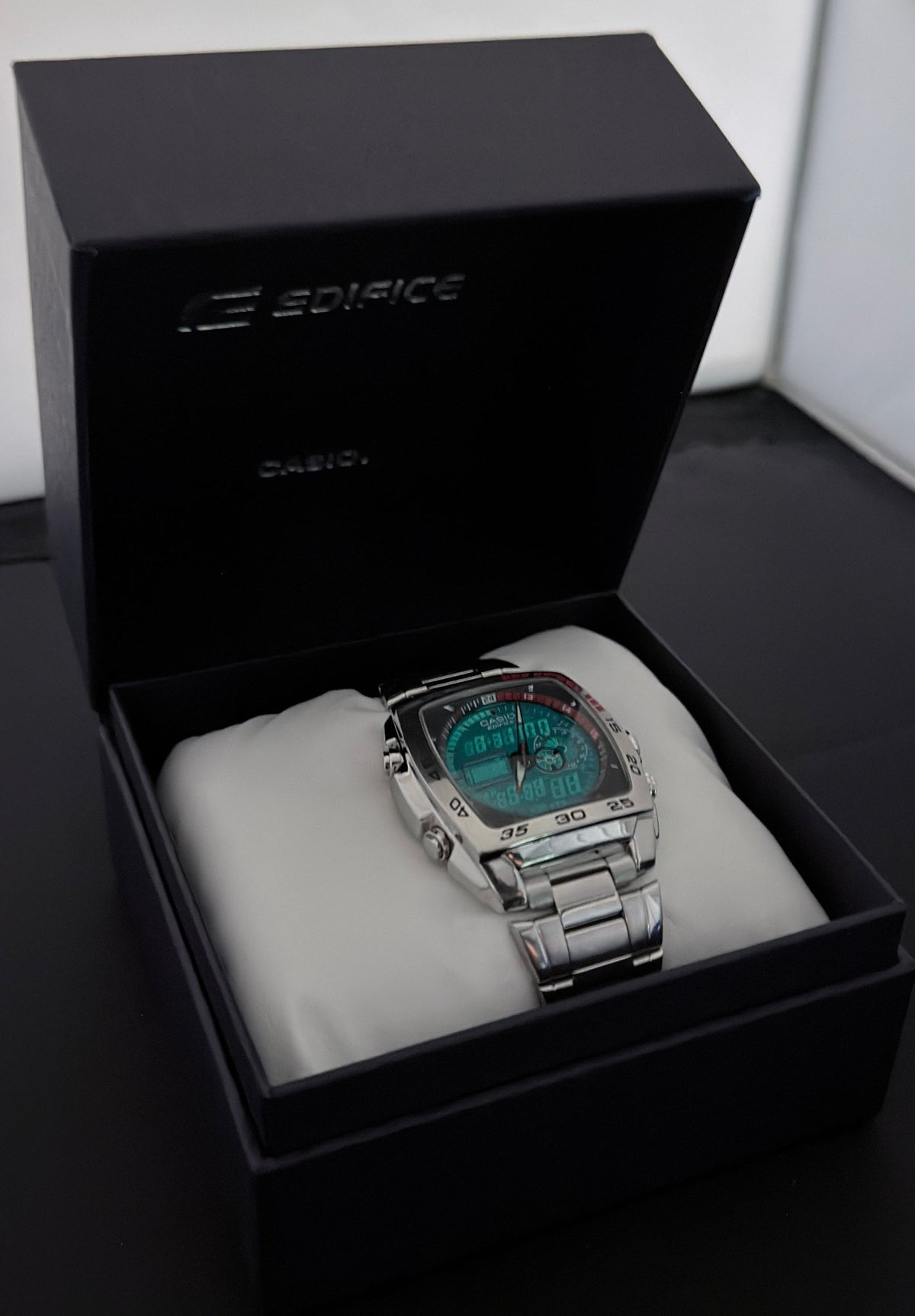 Casio Edifice EFA-122 ana-digi sports watch "Active Dial" from 2007 - VINDIGI