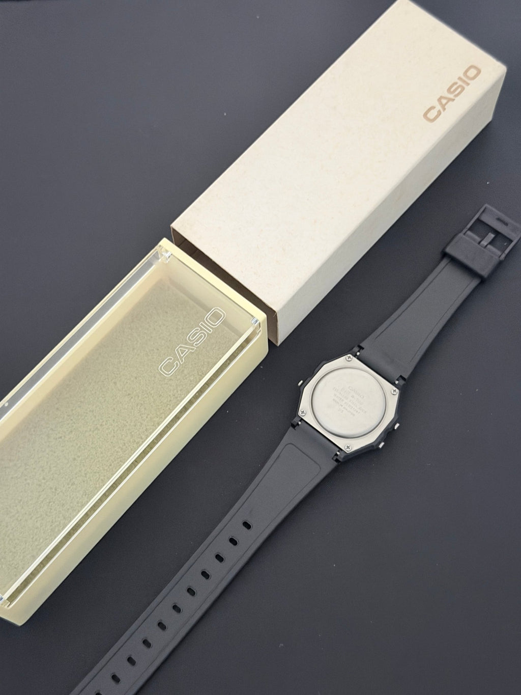 Casio W-70B watch NOS Japan 1988 neve been worn 1 of 1 - VINDIGI