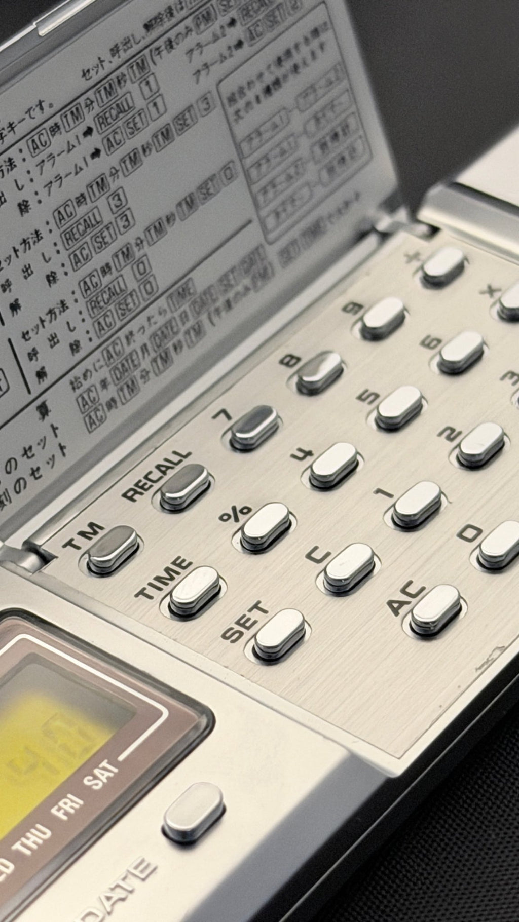 Casio MQ-2 iconic micro-calculator clock Japan 1978 - VINDIGI