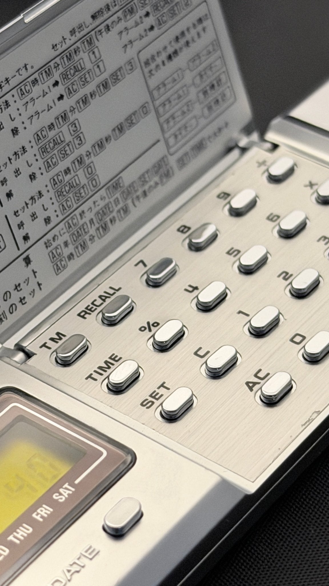 Casio MQ-2 iconic micro-calculator clock Japan 1978 - VINDIGI