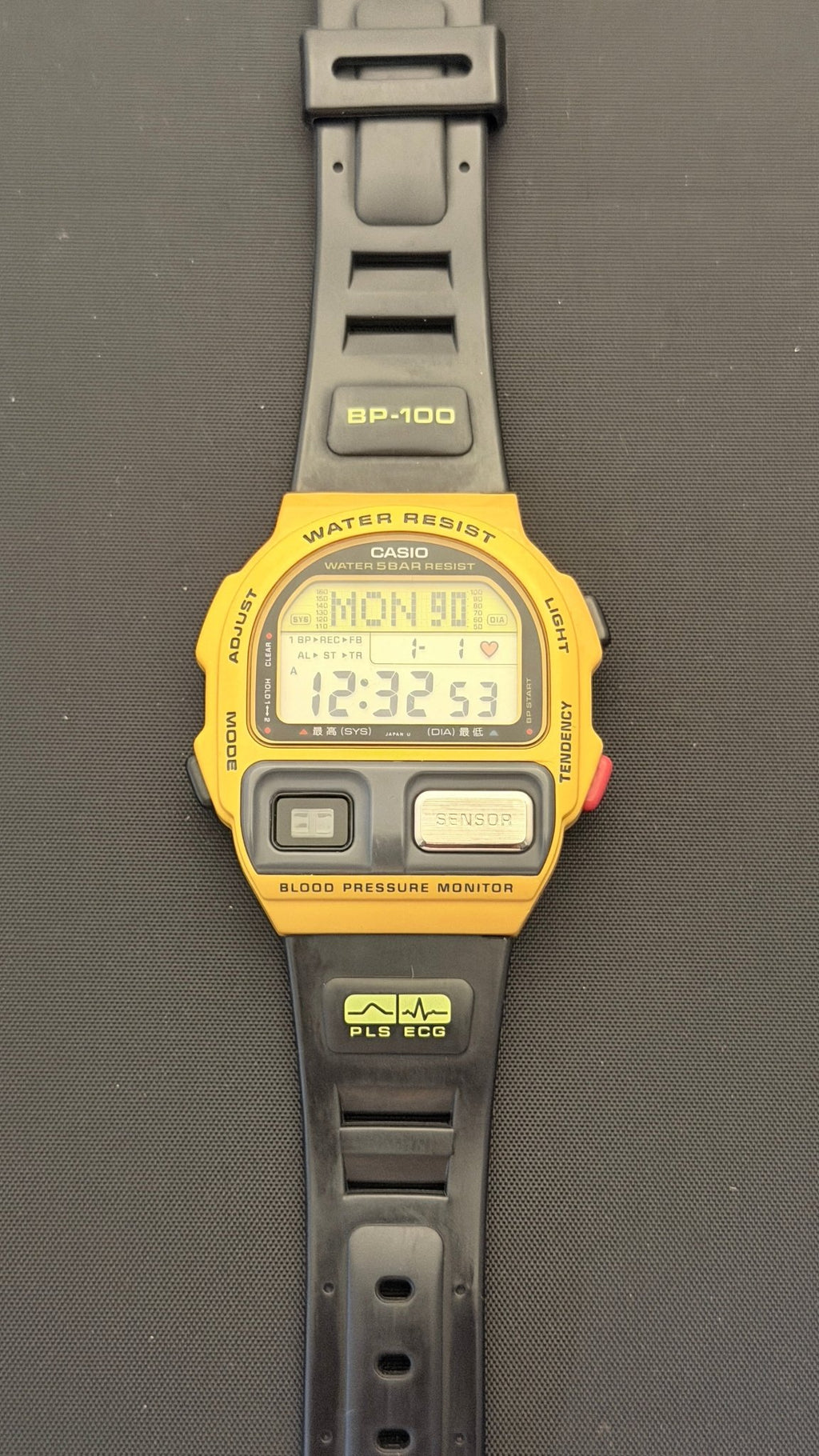 Casio BP-100 Yellow FULL SET NOS blood pressure watch Japan 1990 - VINDIGI